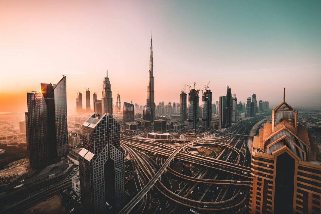 10 Highest Paying Jobs In Dubai For 2023 Fincyte